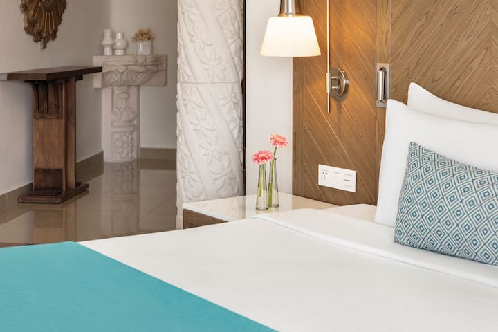 Wyndham Alltra Playa del Carmen Adults Only All Inclusive suite in Playa del Carmen, Other than US/Canada